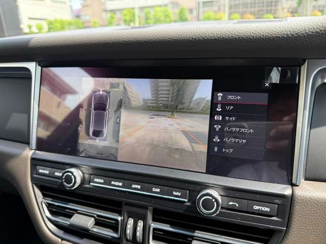 Porsche Macan 12