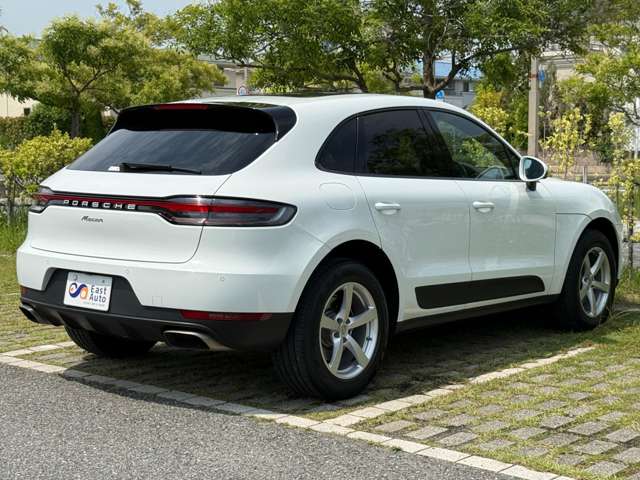 Porsche Macan 6