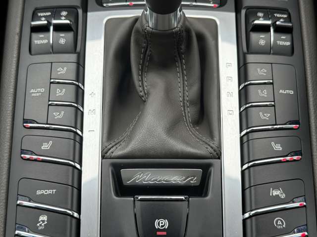 Porsche Macan 10