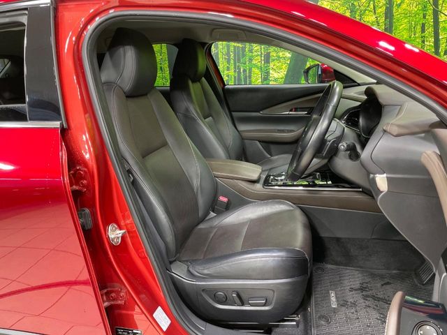 Mazda CX-30 8