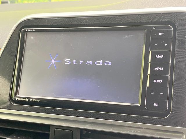 Toyota Sienta 3