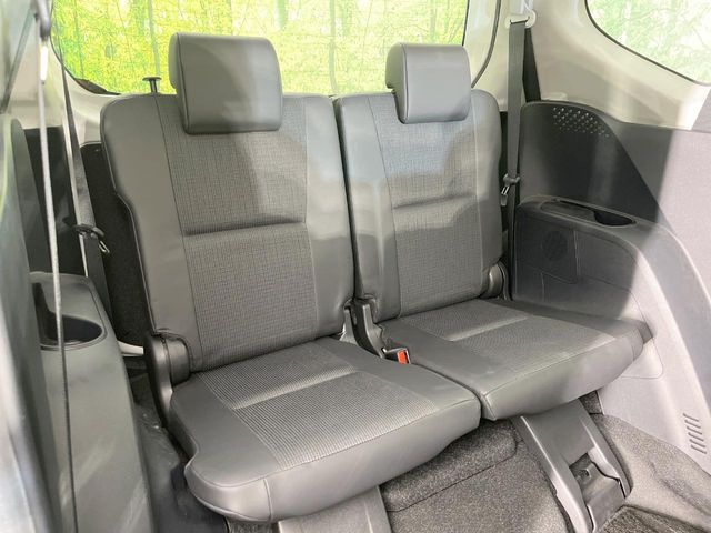 Toyota Sienta 10
