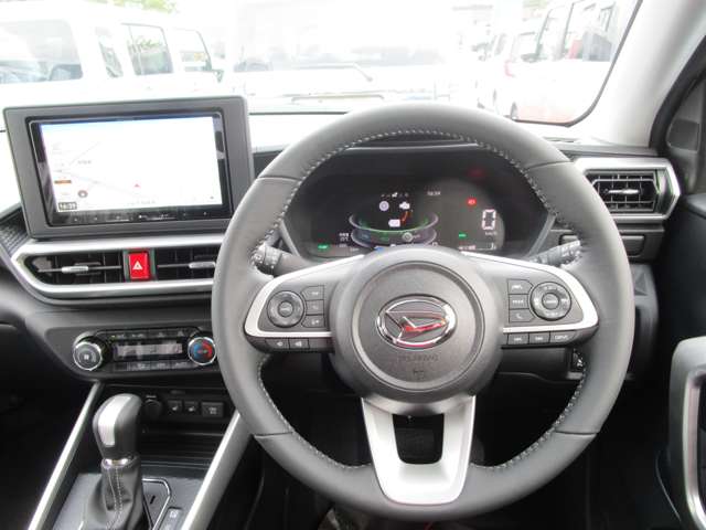 Daihatsu Rocky 5