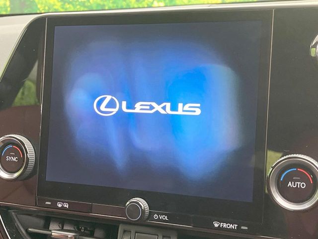 Lexus NX 3