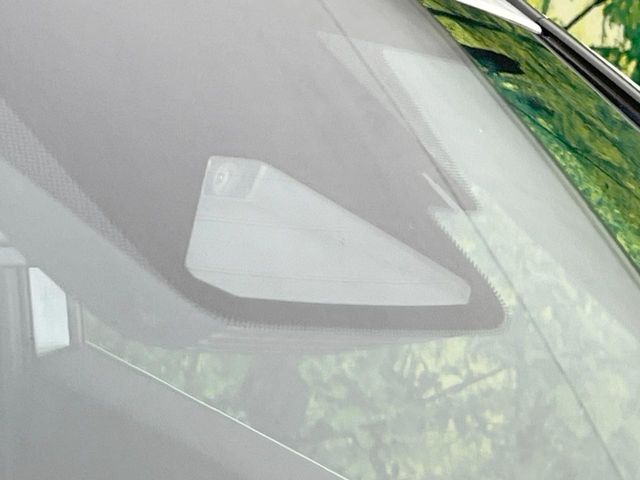 Lexus NX 4