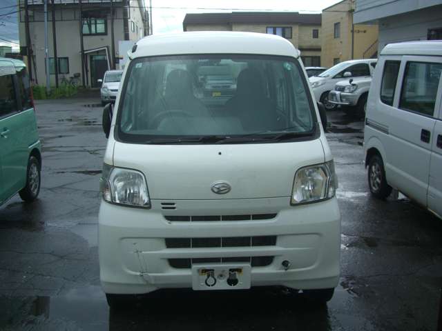 Daihatsu Hijet Cargo 3