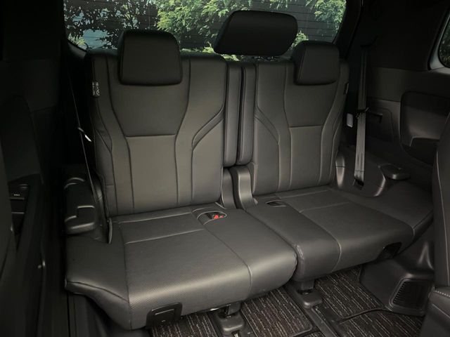 Toyota Alphard 9