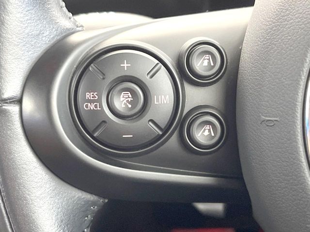 MINI Crossover 4