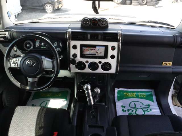 Toyota FJ Cruiser 6