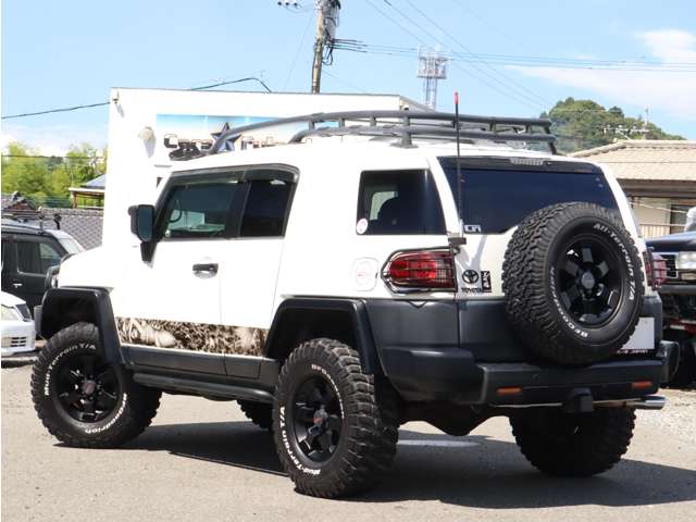 Toyota FJ Cruiser 8