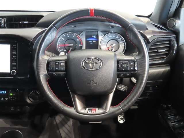 Toyota Hilux 5