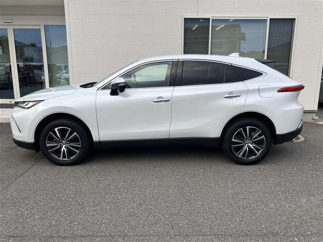 Toyota Harrier 4