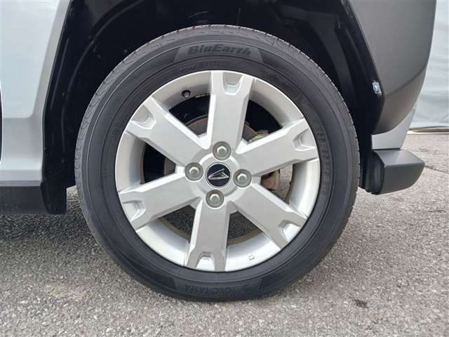 Daihatsu Taft 11