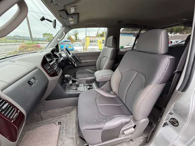 Mitsubishi Pajero 11