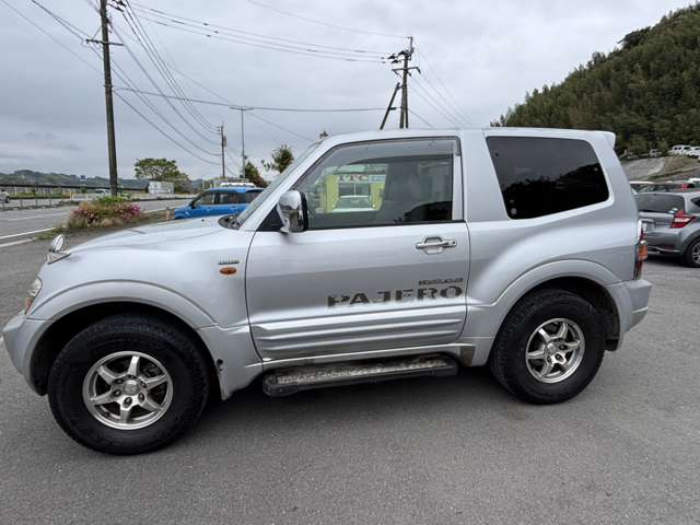 Mitsubishi Pajero 4