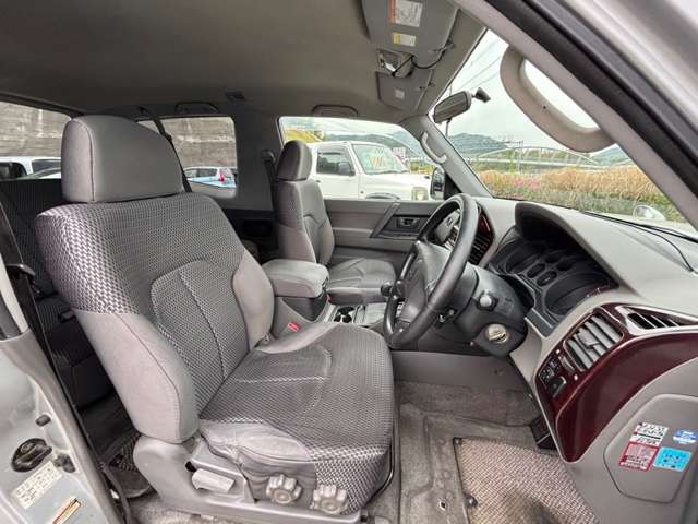 Mitsubishi Pajero 10