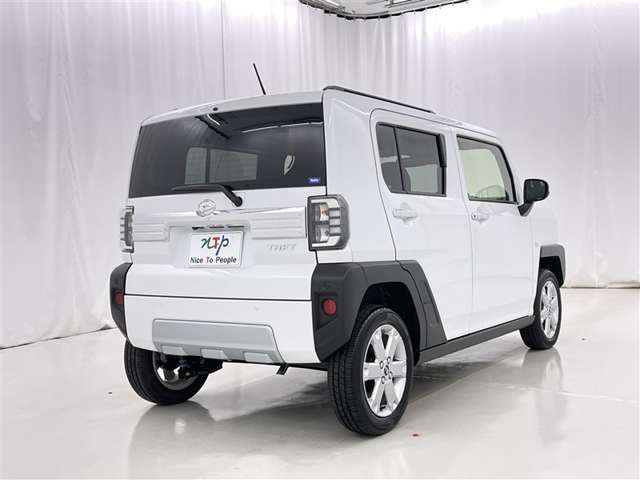 Daihatsu Taft 7