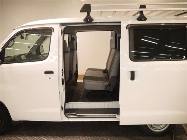 Toyota Town Ace Van 12