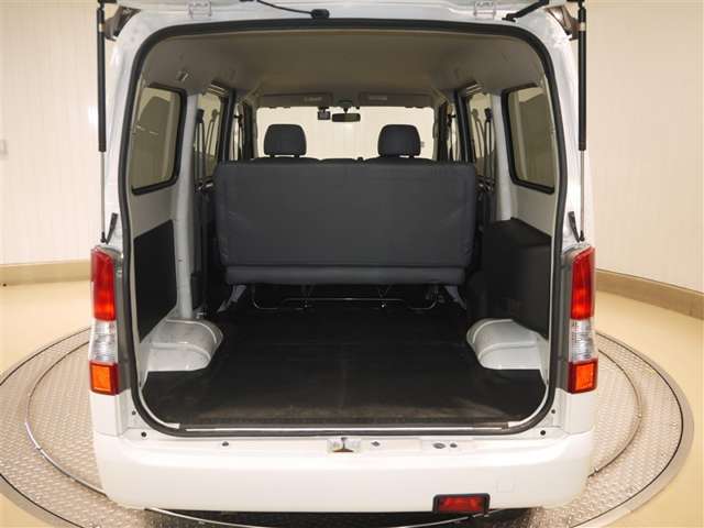 Toyota Town Ace Van 8