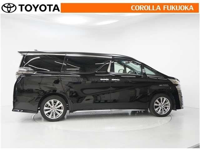 Toyota Vellfire 9