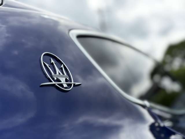 Maserati Levante 12