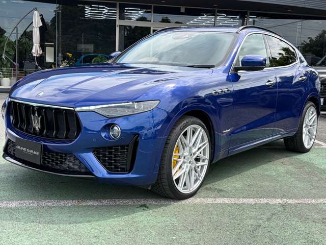 Maserati Levante 4