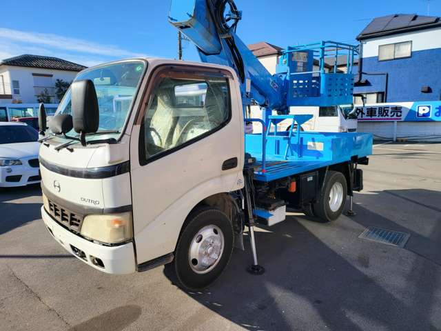 Hino Dutro 5
