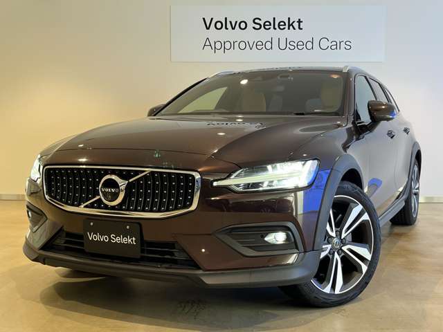 Volvo V60 Cross Country 5
