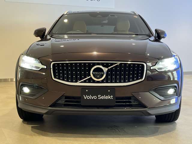 Volvo V60 Cross Country 8
