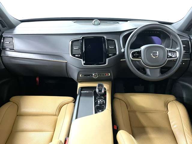 Volvo XC90 6