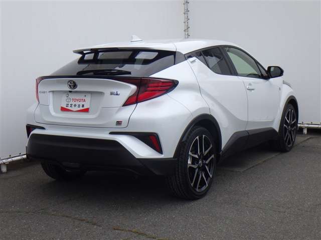 Toyota C-HR 4