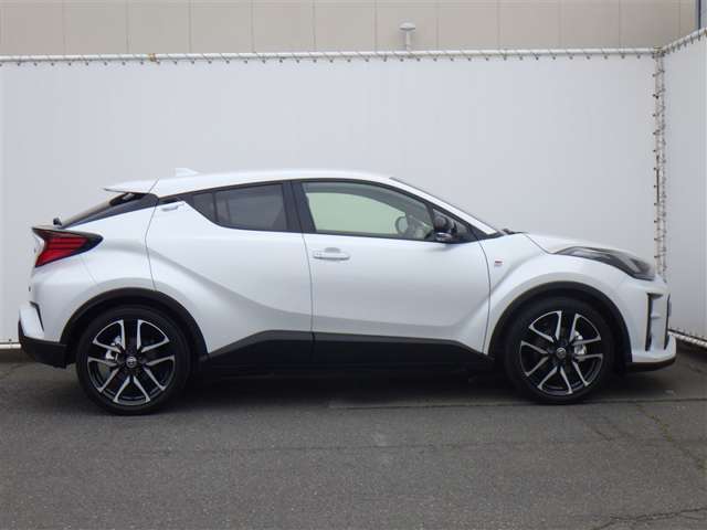 Toyota C-HR 8
