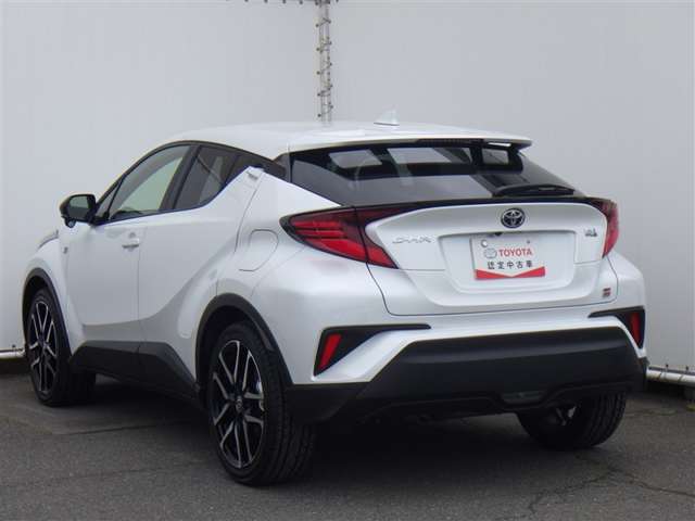 Toyota C-HR 10