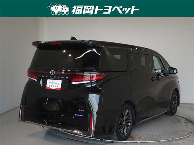 Toyota Vellfire 3
