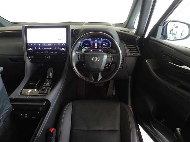 Toyota Vellfire 5