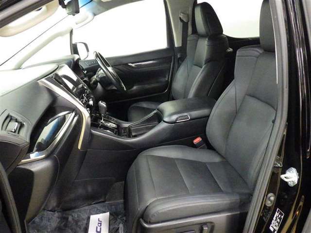 Toyota Alphard 12