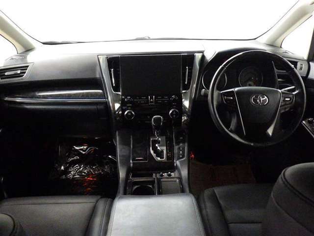 Toyota Alphard 10