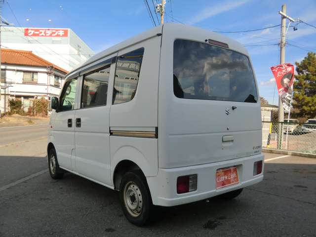 Suzuki Every 12