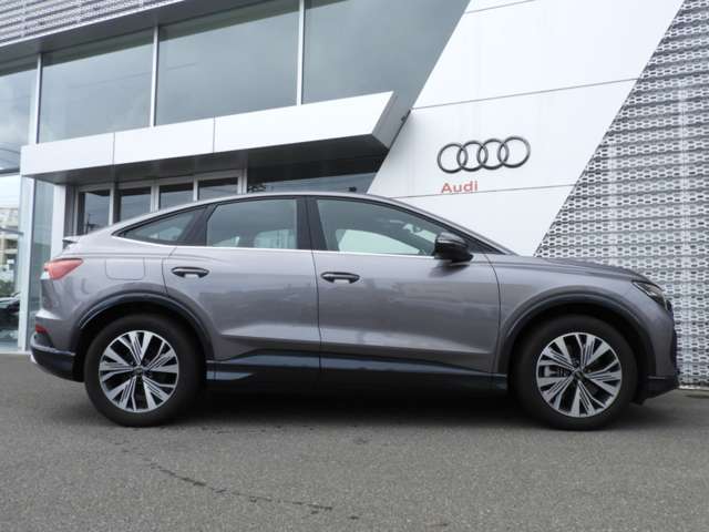 Audi Q4 Sportback e-tron 4