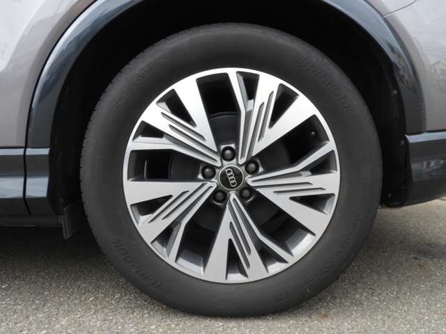 Audi Q4 Sportback e-tron 8