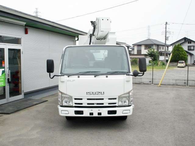 Isuzu Elf 5