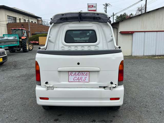 Daihatsu Hijet Deck Van 3