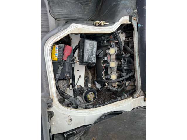 Daihatsu Hijet Deck Van 10