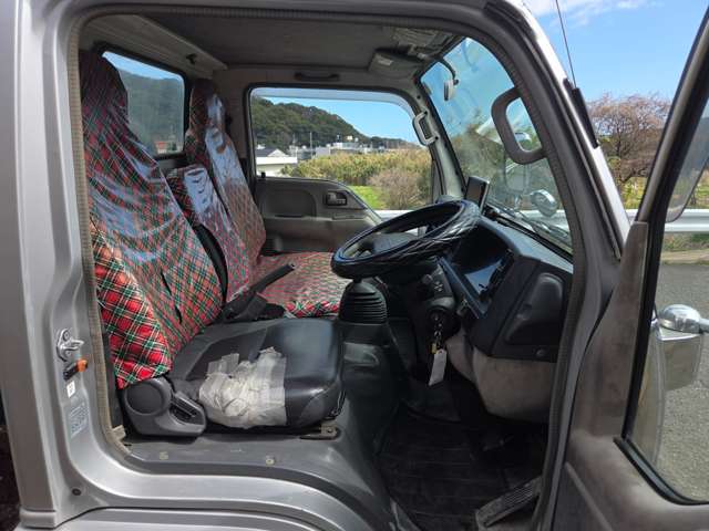 Isuzu Elf 10