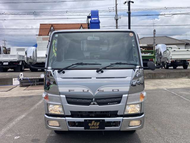 Mitsubishi Fuso Canter 7