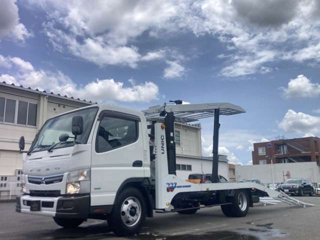 Mitsubishi Fuso Canter 2