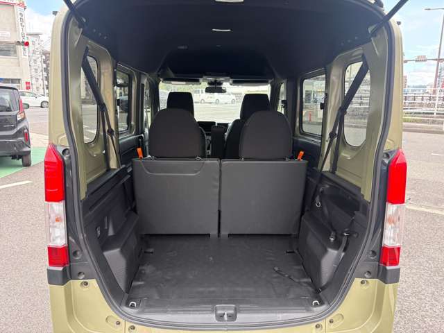 Honda N-VAN 9
