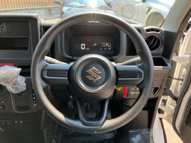 Suzuki Every 9