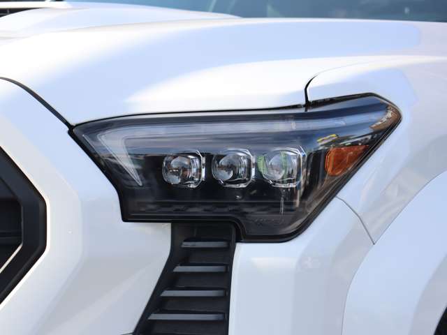 Toyota Tacoma 12