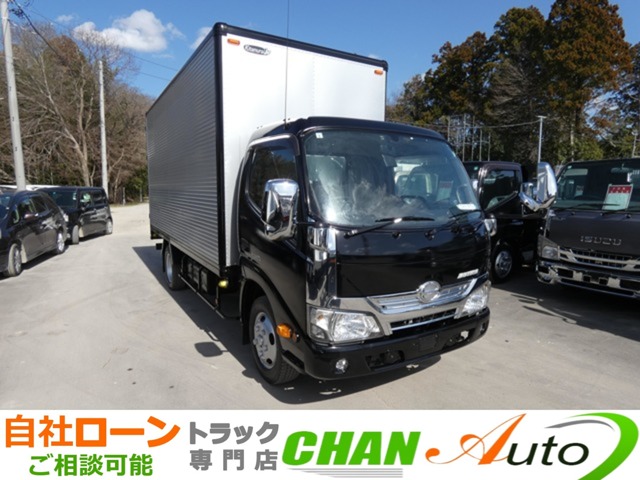 Hino Dutro 3
